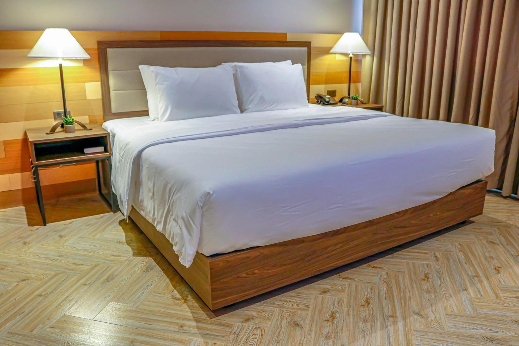 Acacia Hotel Bacolod Dış mekan fotoğraf