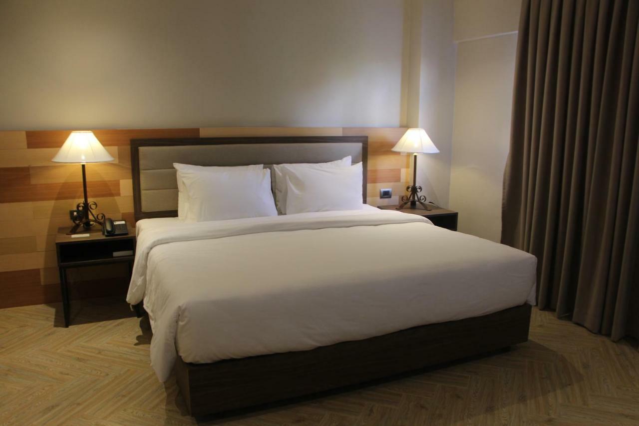 Acacia Hotel Bacolod Dış mekan fotoğraf